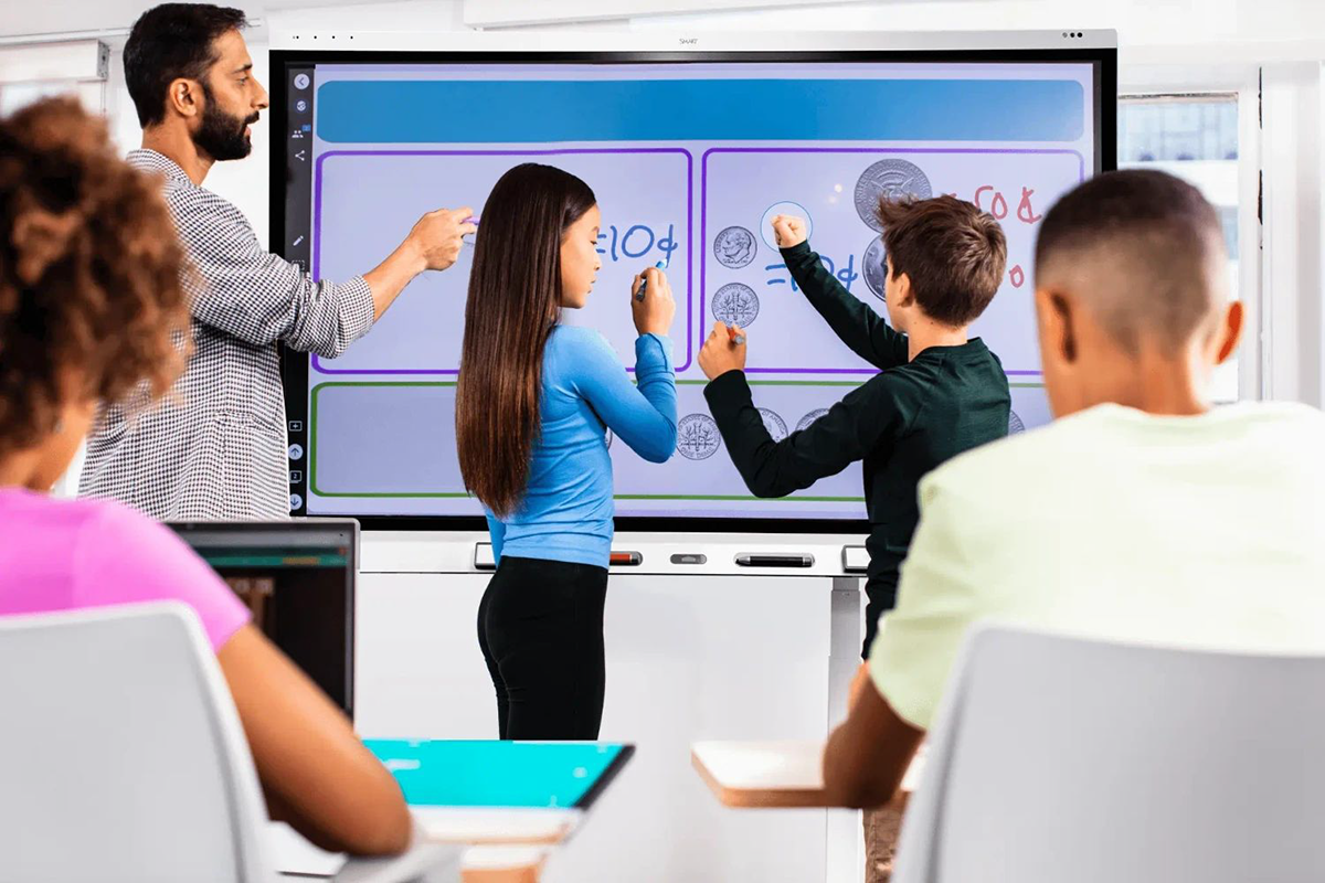 Apprendre de façon ludique et immersive avec le SMART Board et SMART Ink